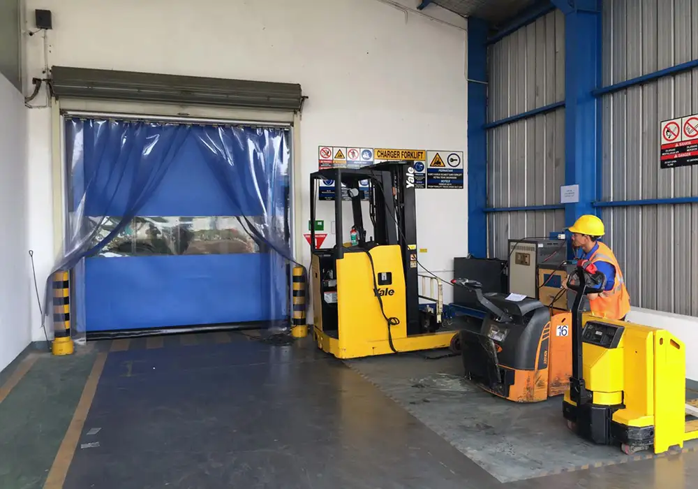 cua cuon nhanh sieu toc 106