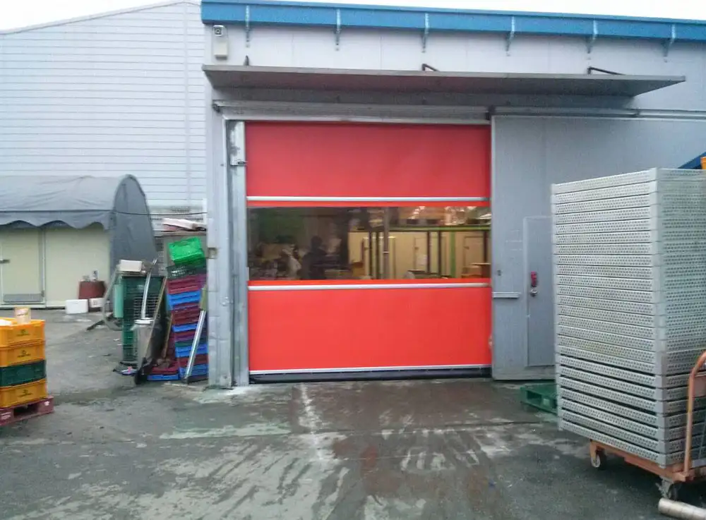 Công ty cửa cuốn nhanh PVC tại TPHCM